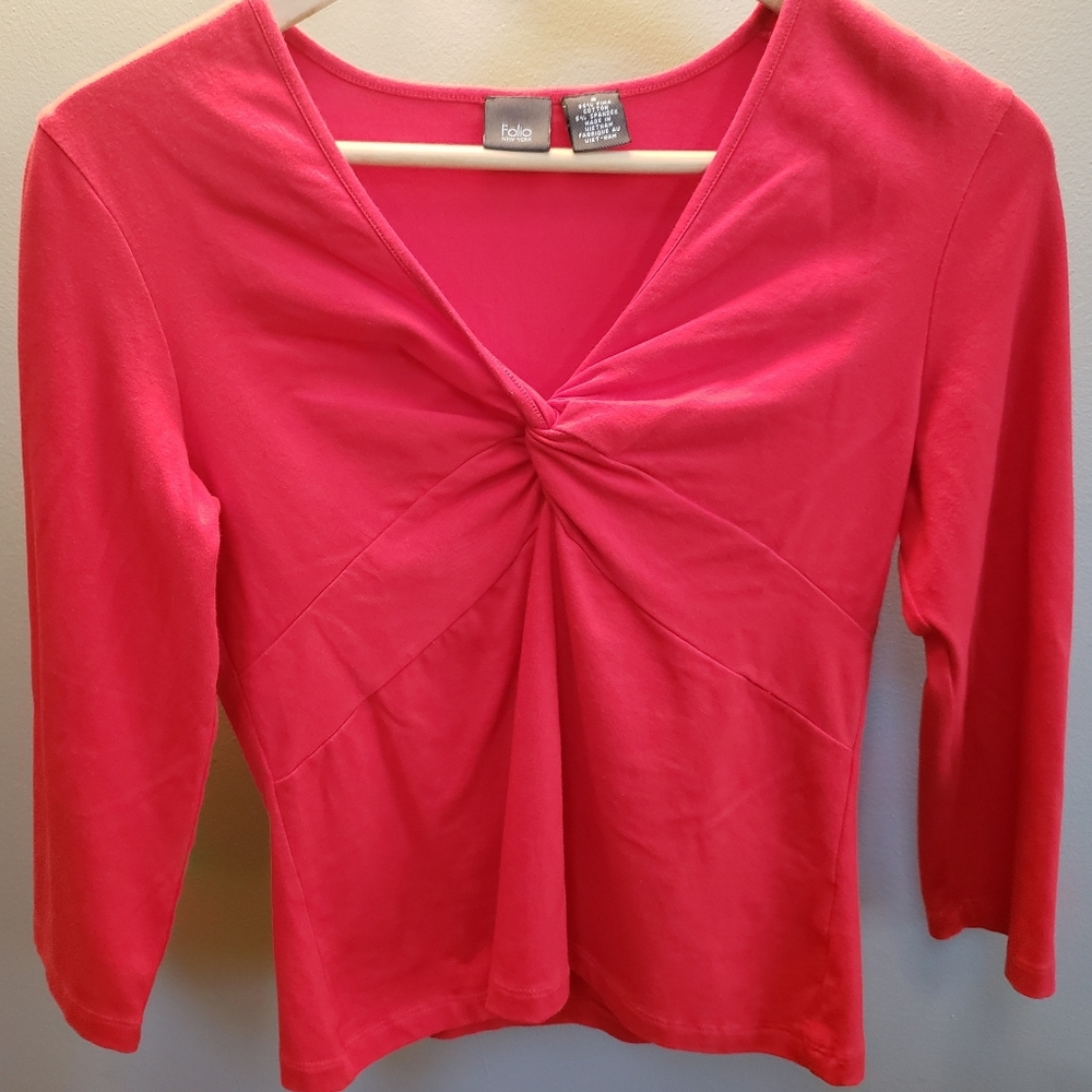 Red 3/4 sleeve top